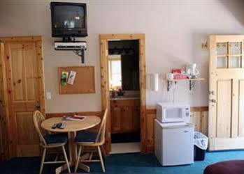 Terrapin Peak Bed Breakfast & Beyond Cookson Dış mekan fotoğraf